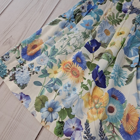 Talbots Petite Floral Pleated Skirt 4P - Picture 7 of 9
